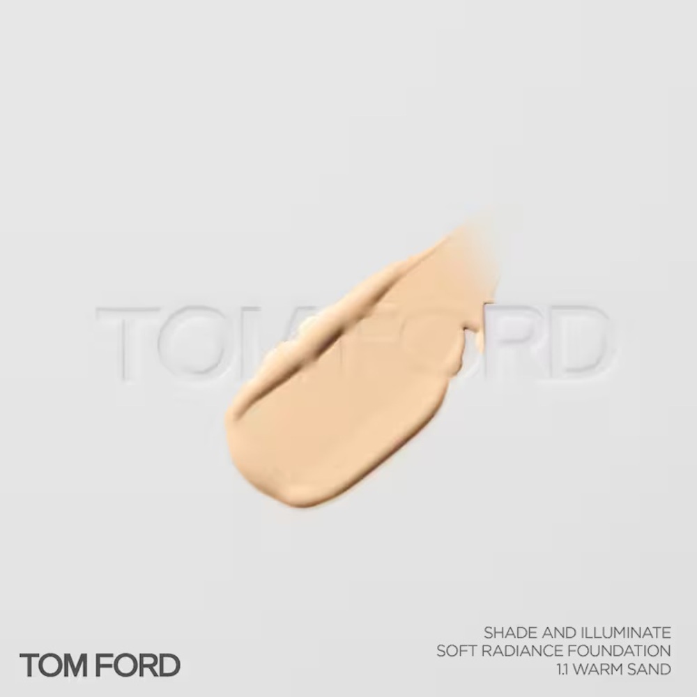 TOM FORD Shade & Illuminate Soft Radiance SPF 50 Liquid Foundation 1.1 Warm Sand - Picture 3 of 7
